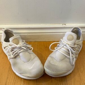 White Mesh Nike Sneakers